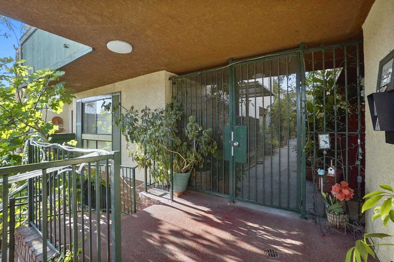 Villa Di Flora - Photo 2 of 7