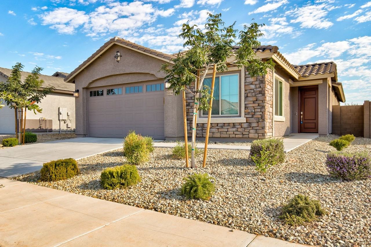 17036 W Artemisa Ave - Photo 3 of 39