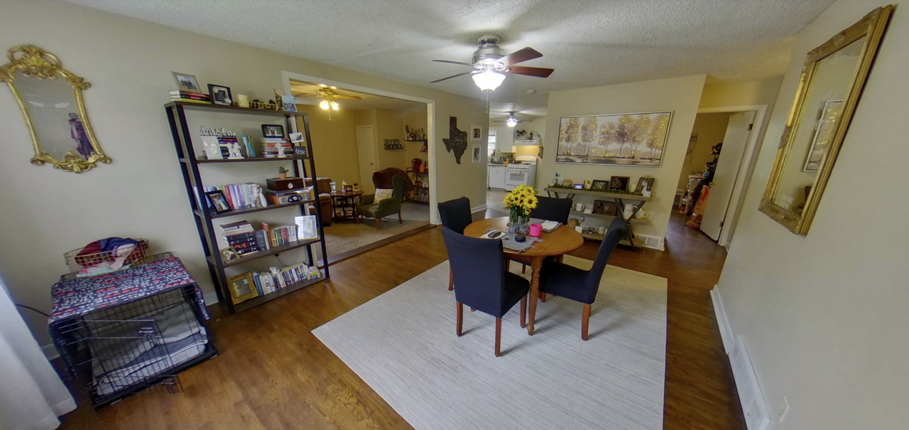 1966 Lincoln Dr - Photo 2 of 15