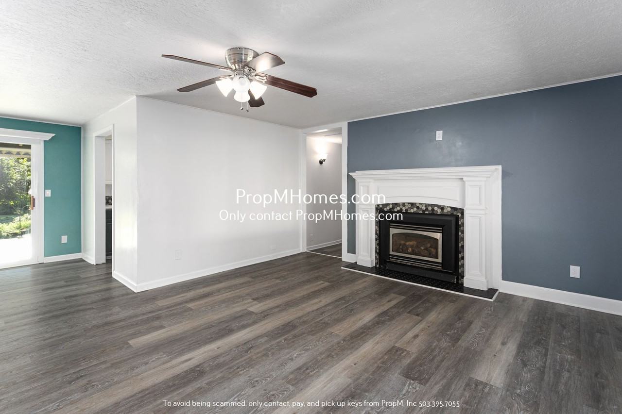 21071 S Wilson Ct - Photo 3 of 25