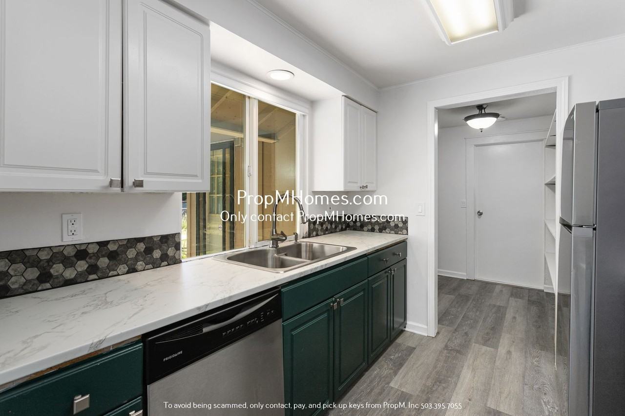 21071 S Wilson Ct - Photo 5 of 25