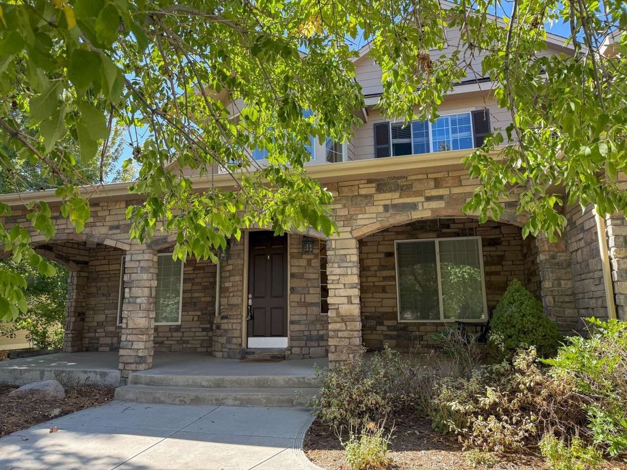 11056 W Rockland Dr - Photo 2 of 50