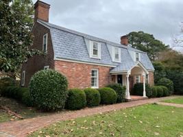 featured image of 704 Kings Grant Rd