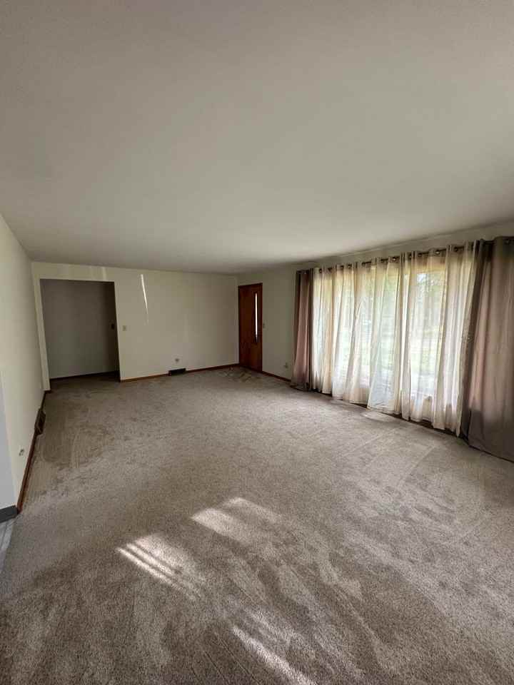 279 W Ohio Ave - Photo 2 of 9