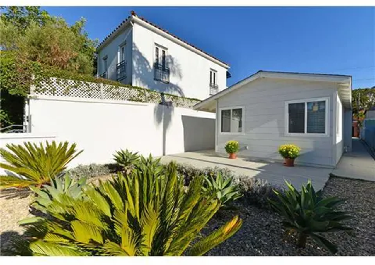 1249 Torrey Pines Rd - Photo 3 of 29