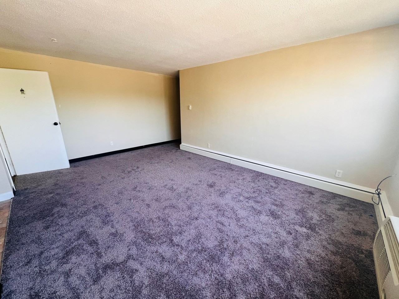 AIM - 820 N Main St - Photo 2 of 11