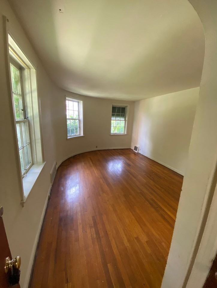 OSU Campus 1 bedroom 1 bath apartment - Photo 3 of 25