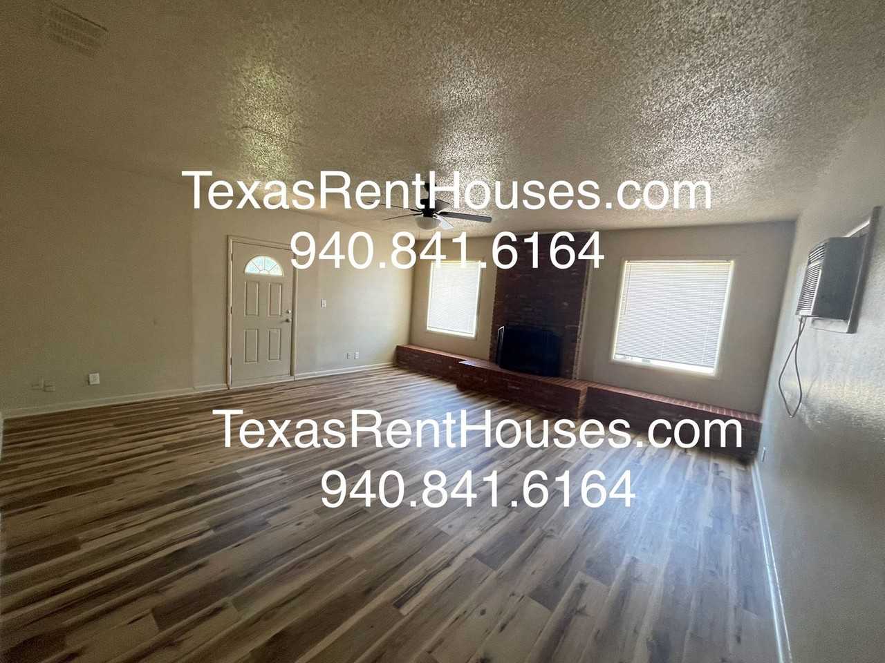 4705 Florist St - Photo 2 of 11