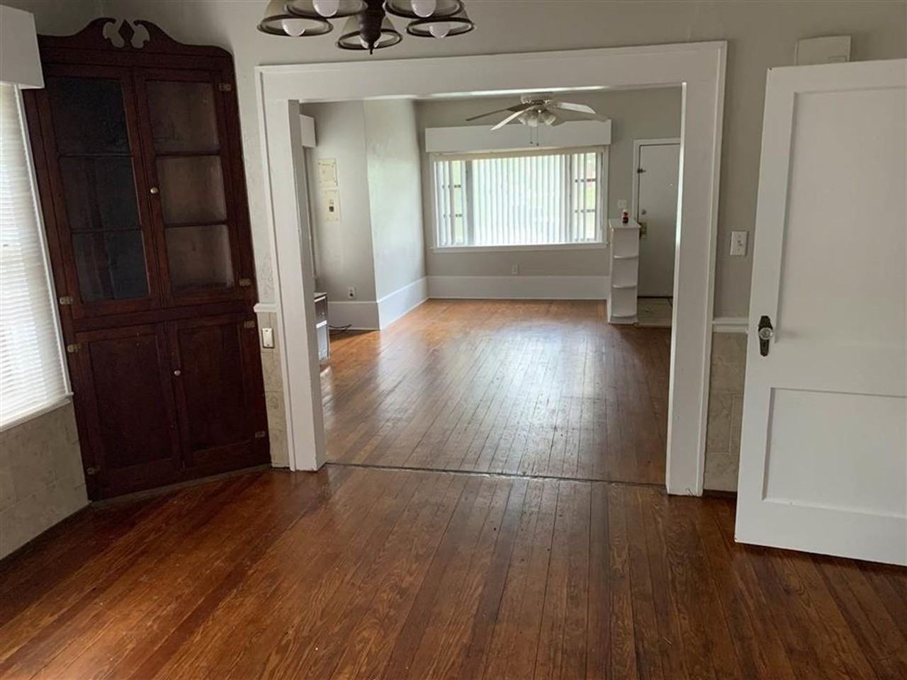 410 W 8th Ave - Photo 2 of 9