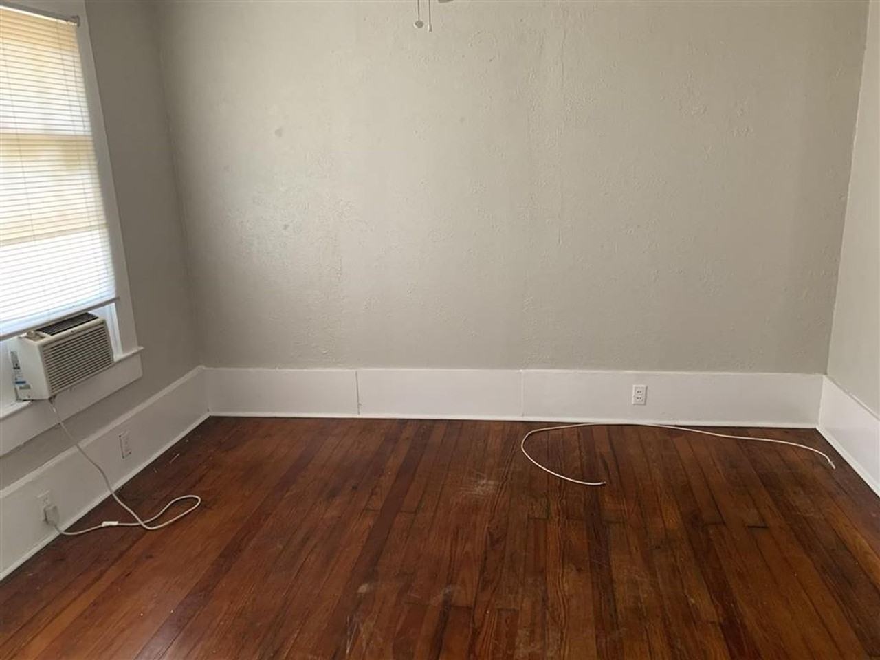 410 W 8th Ave - Photo 7 of 9