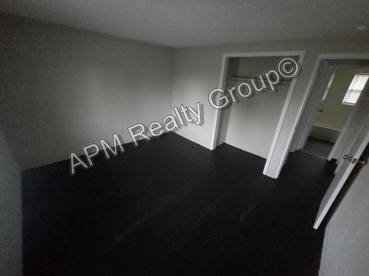 3033 Howell Ct Apt A - Photo 7 of 8