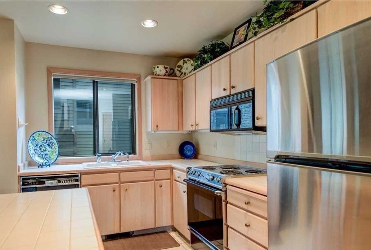 23 23 Eaglewood - Photo 2 of 17