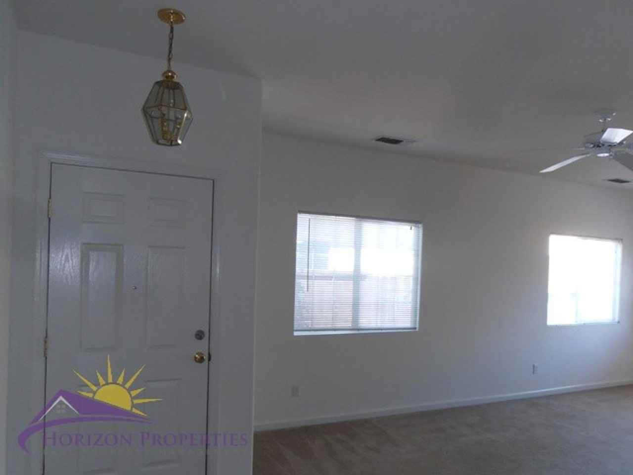 160 Arnold Gamble Cir - Photo 3 of 34