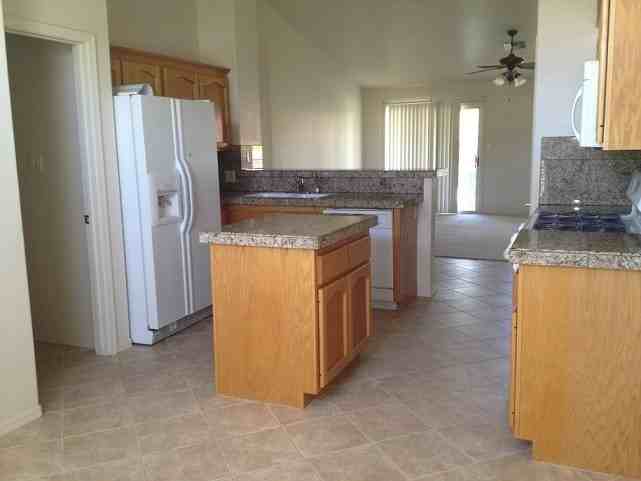 4782 W 30th St - Photo 3 of 21