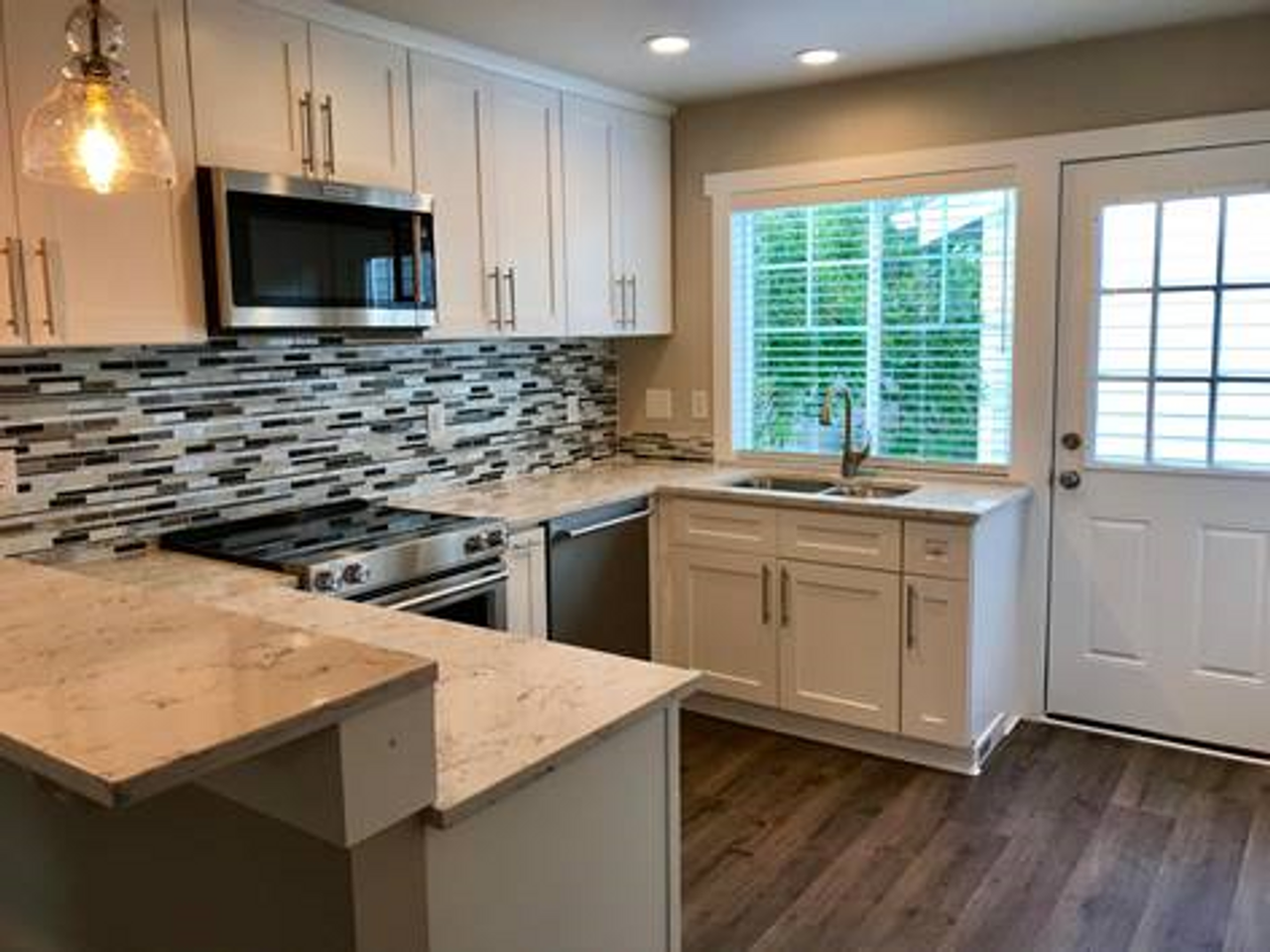 1963 Braget St - Photo 7 of 20