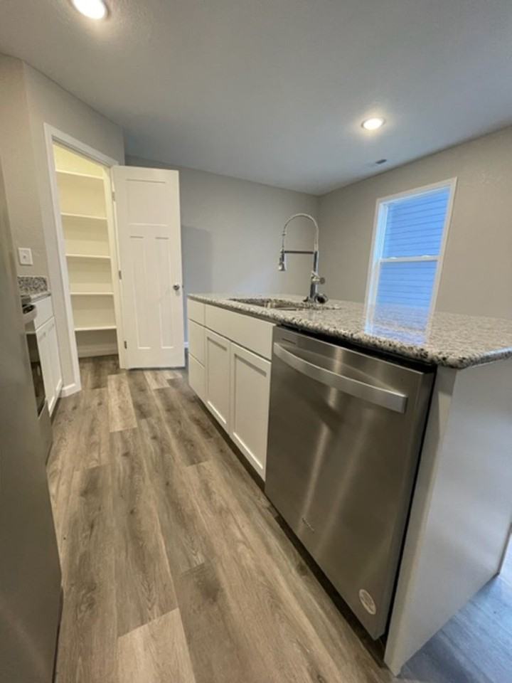 1113 Yuma Street - Photo 6 of 14