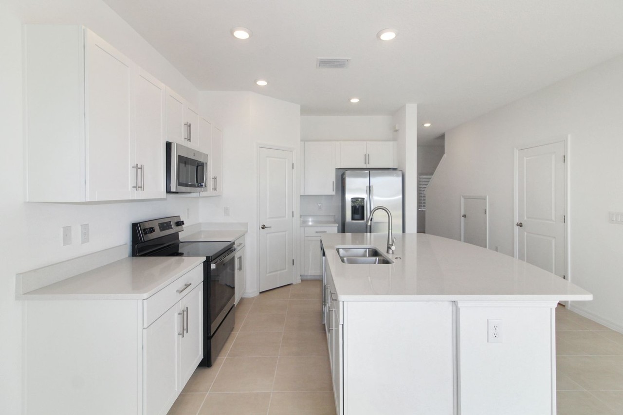 5671 Archipelago St - Photo 5 of 26