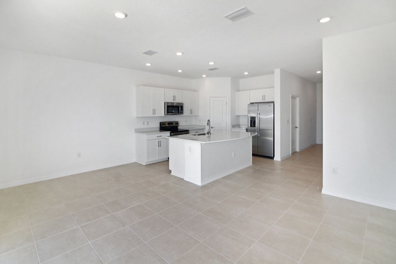 5671 Archipelago St - Photo 6 of 26