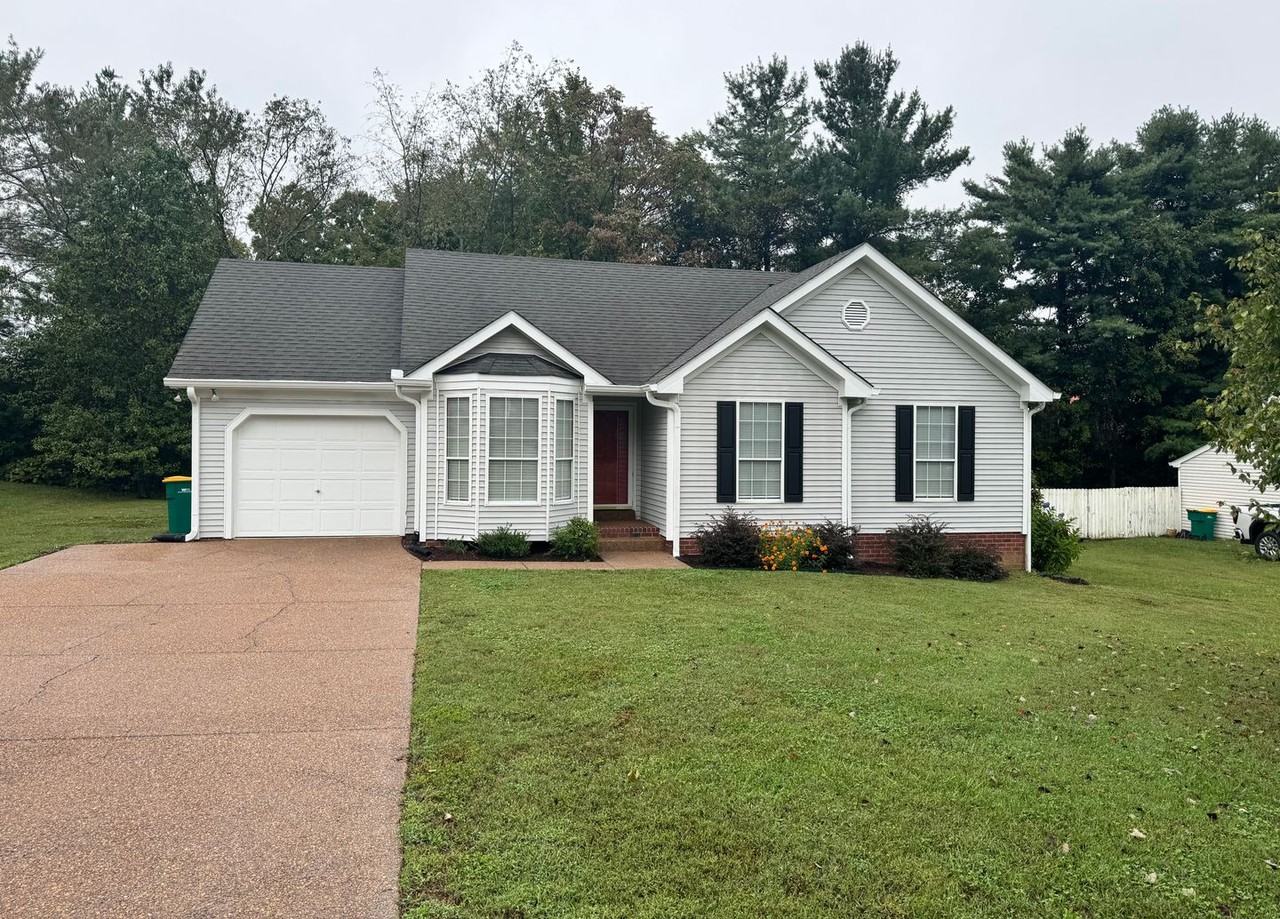 2868 Maple Cir - Photo 2 of 25