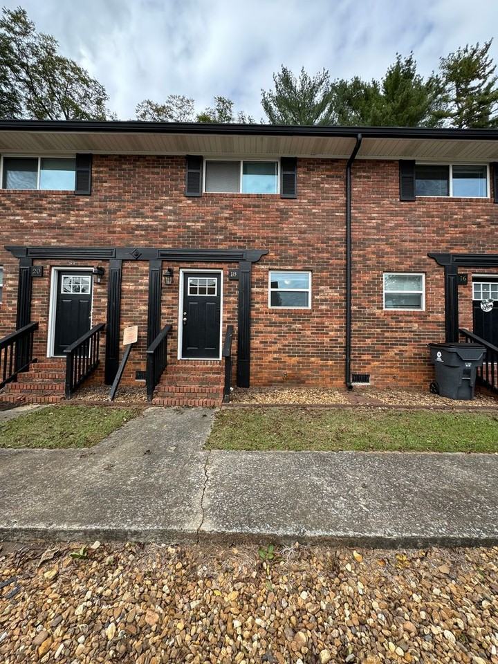 18 Church St - Photo 2 of 17