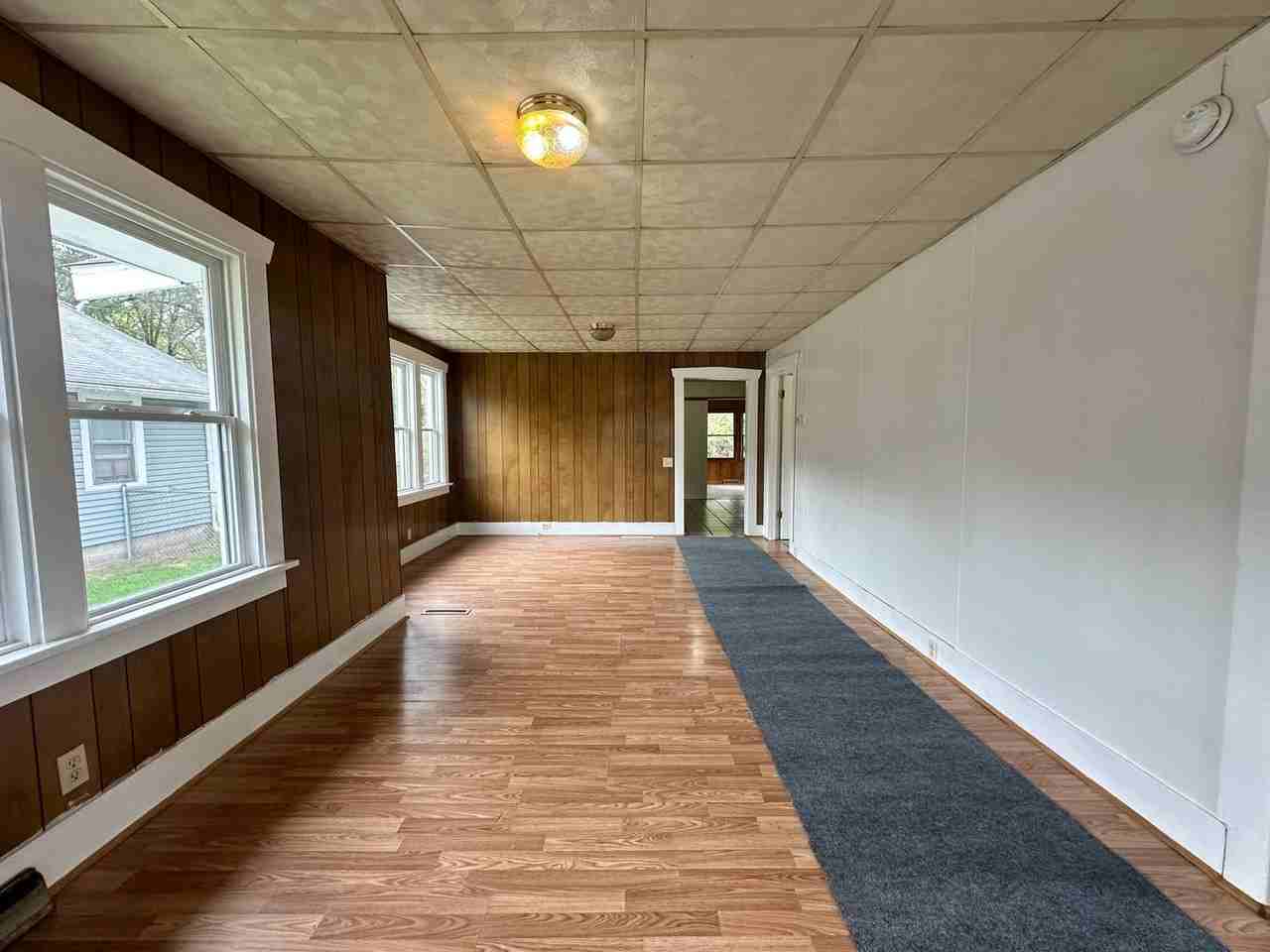 123 Harris Ave - Photo 3 of 13