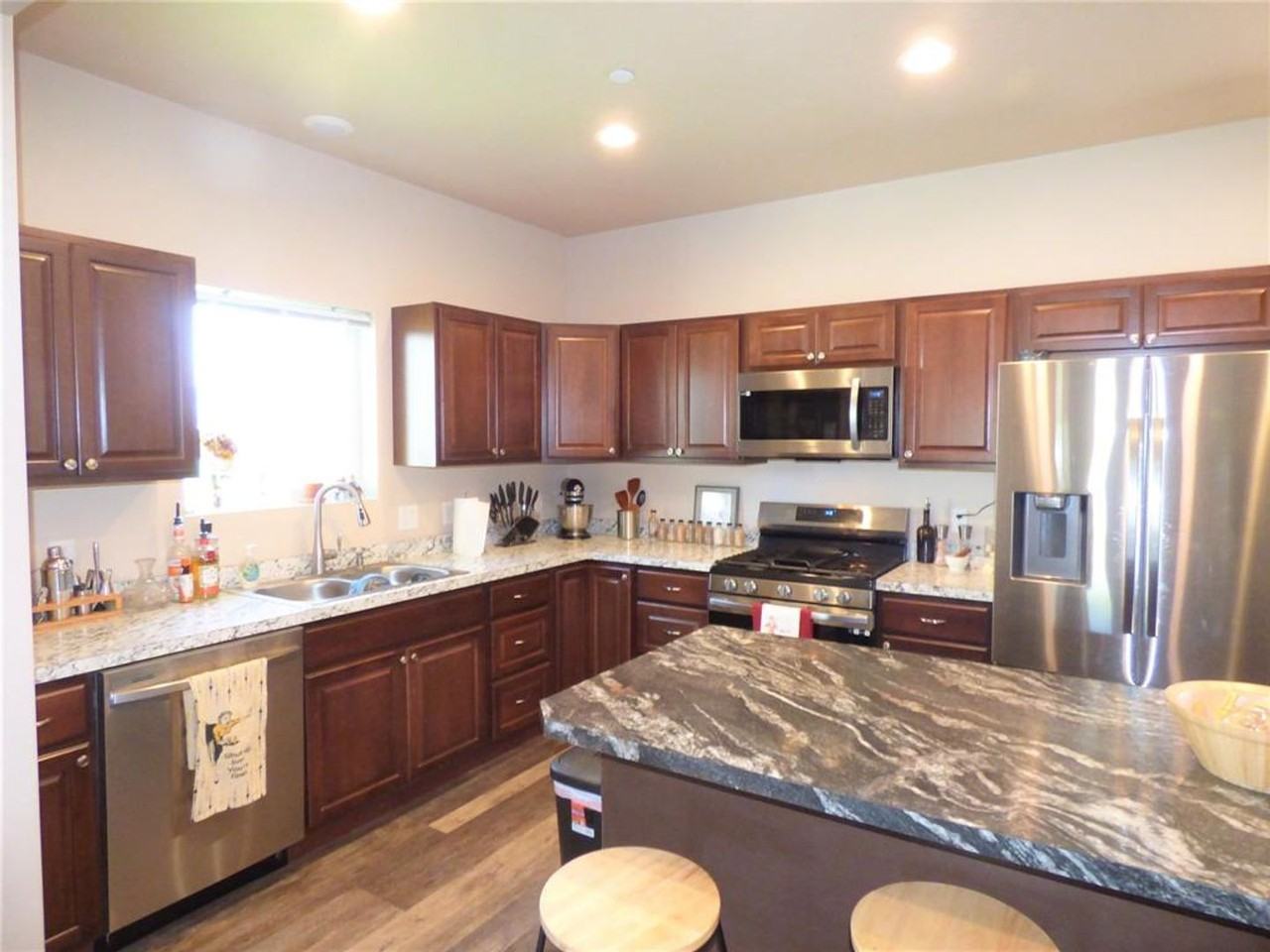 3030 Maia Jane Ln - Photo 2 of 6