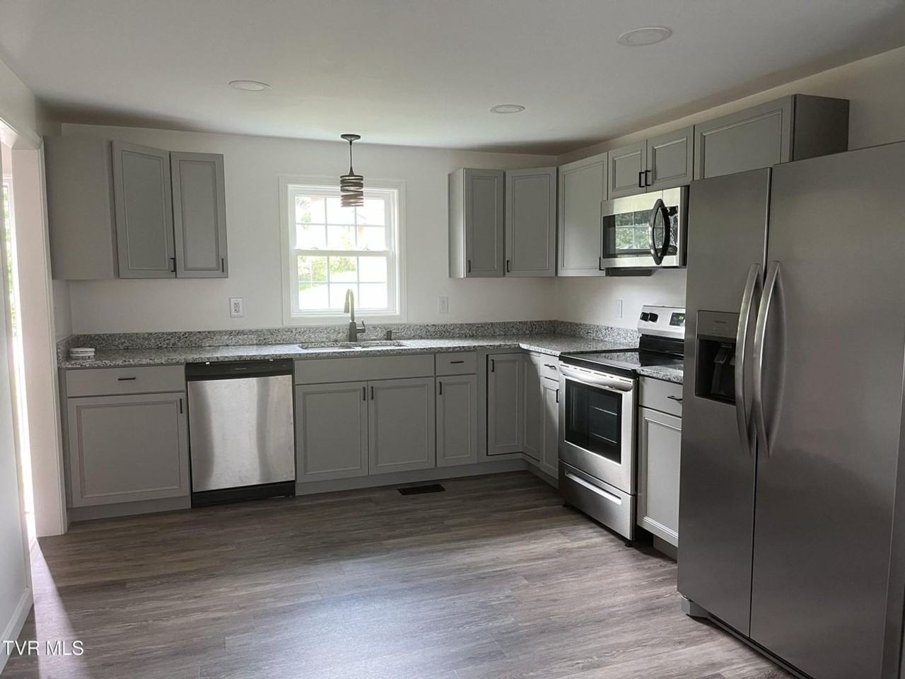 167 Gray Station Rd - Photo 2 of 10