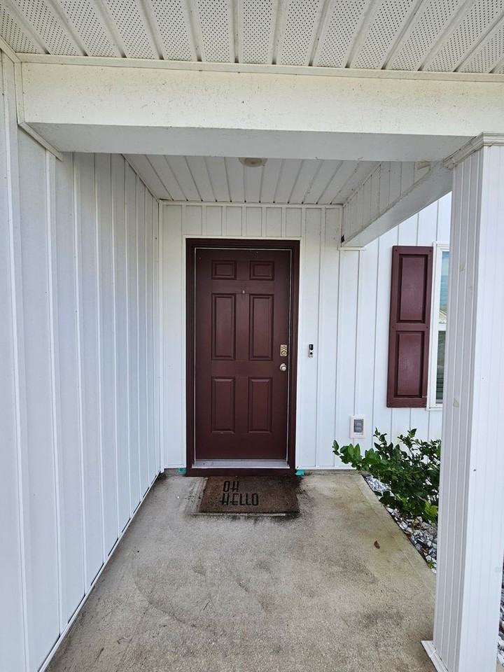 504 Albert Meadow Lane - Photo 3 of 38