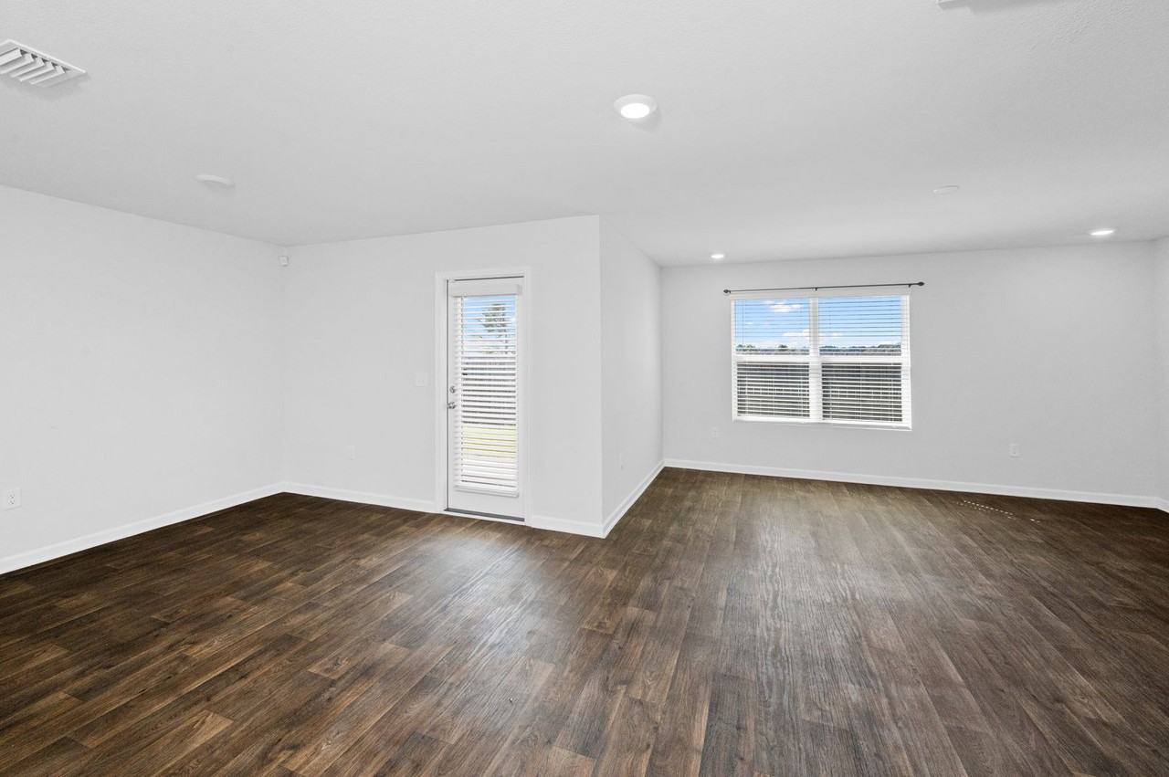 18840 Chipola Dr - Photo 3 of 27