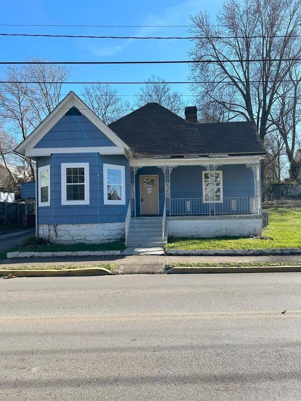 113 Bourne Avenue - Photo 2 of 14