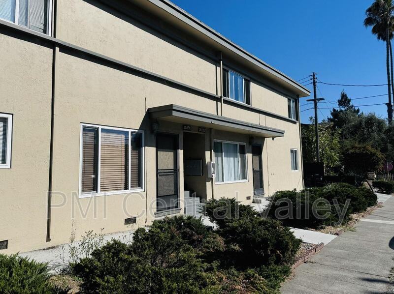 20292 Wisteria St - Photo 2 of 14