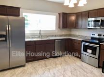 4672 W Lee Hwy - Photo 1 of 1