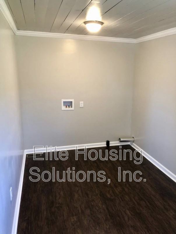 4672 W Lee Hwy - Photo 6 of 21