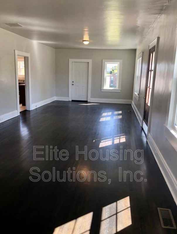 4672 W Lee Hwy - Photo 7 of 21