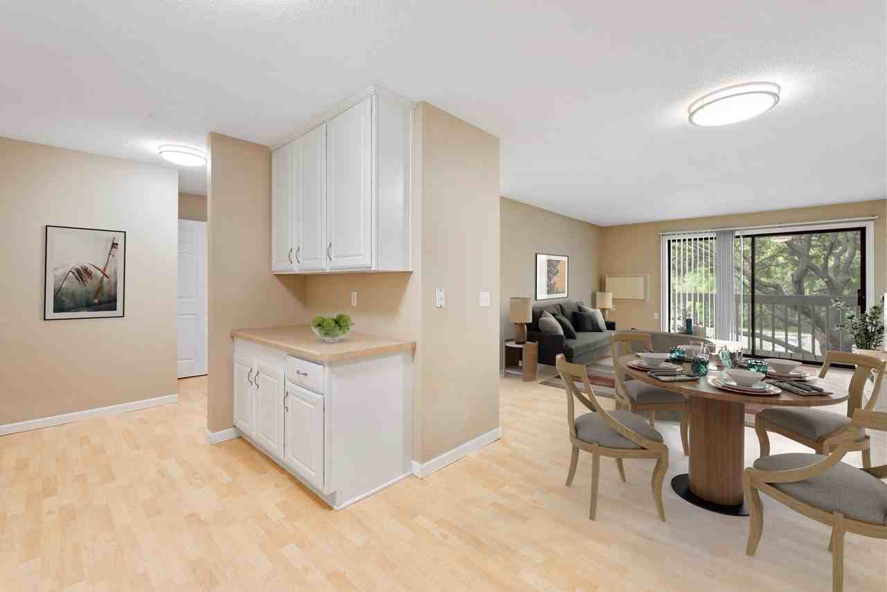 Victoria Place Apartments - Photo 4 of 22