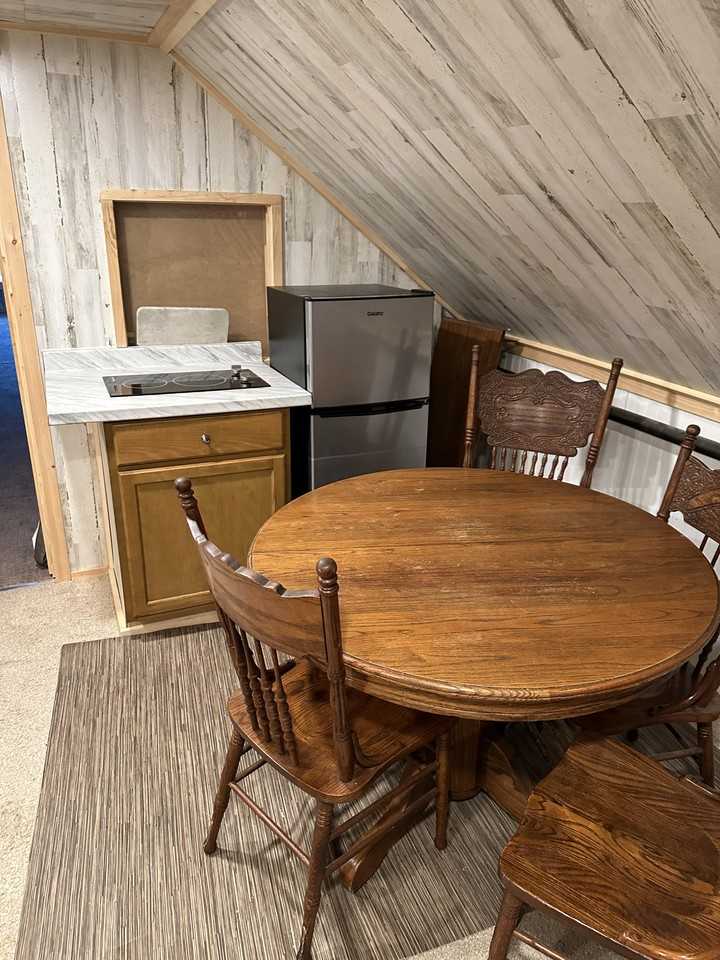 327 Shusta Road - Photo 2 of 9