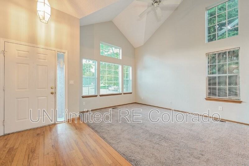 4871 S Bahama Way - Photo 2 of 17