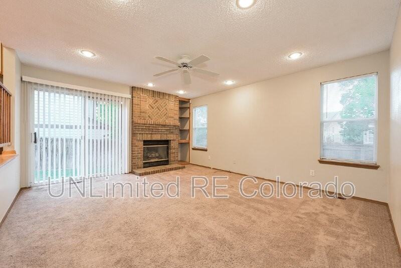 4871 S Bahama Way - Photo 5 of 17