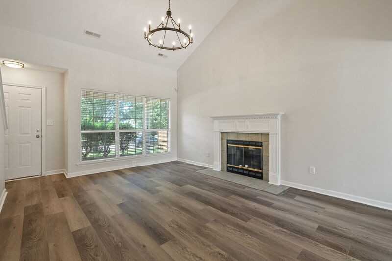 142 Bremerton Dr Sw - Photo 4 of 36