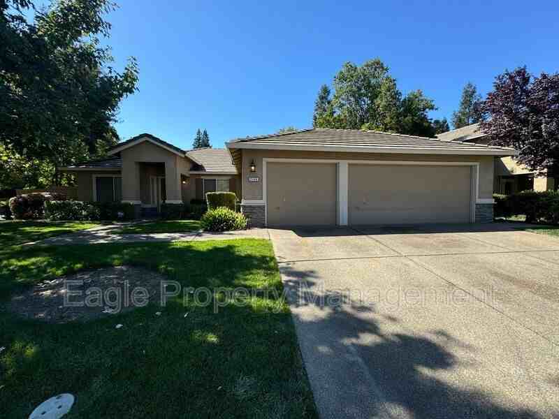 2144 Gold Hollow Ct - Photo 2 of 22