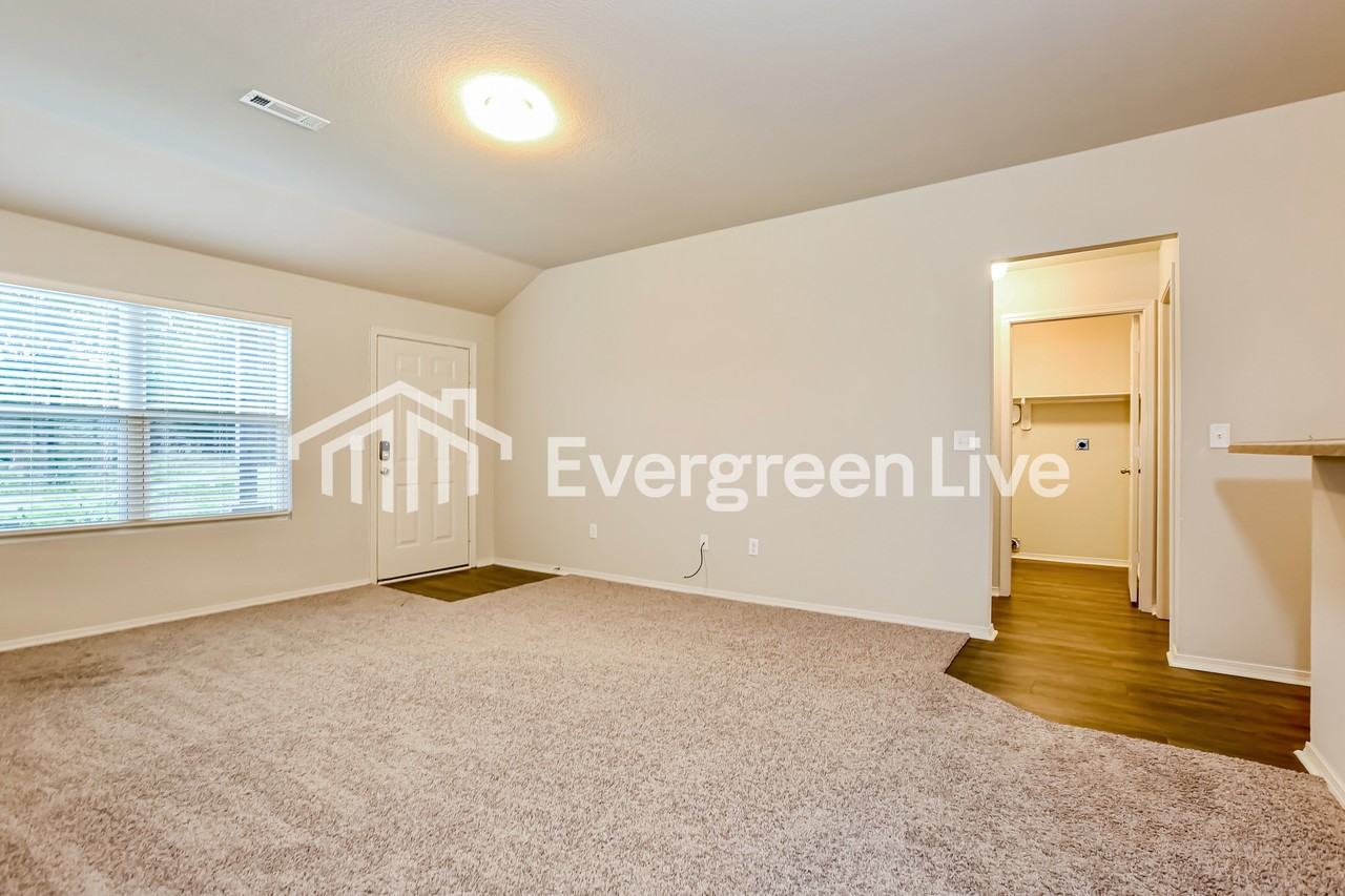 10 Harvest Ln - Photo 4 of 15