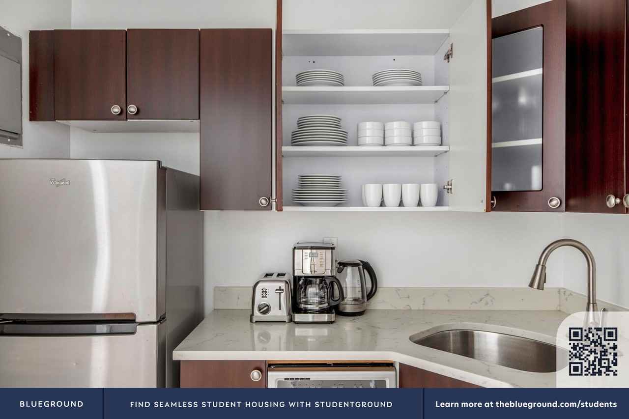 220 West 14th Street #299 - Photo 6 of 30