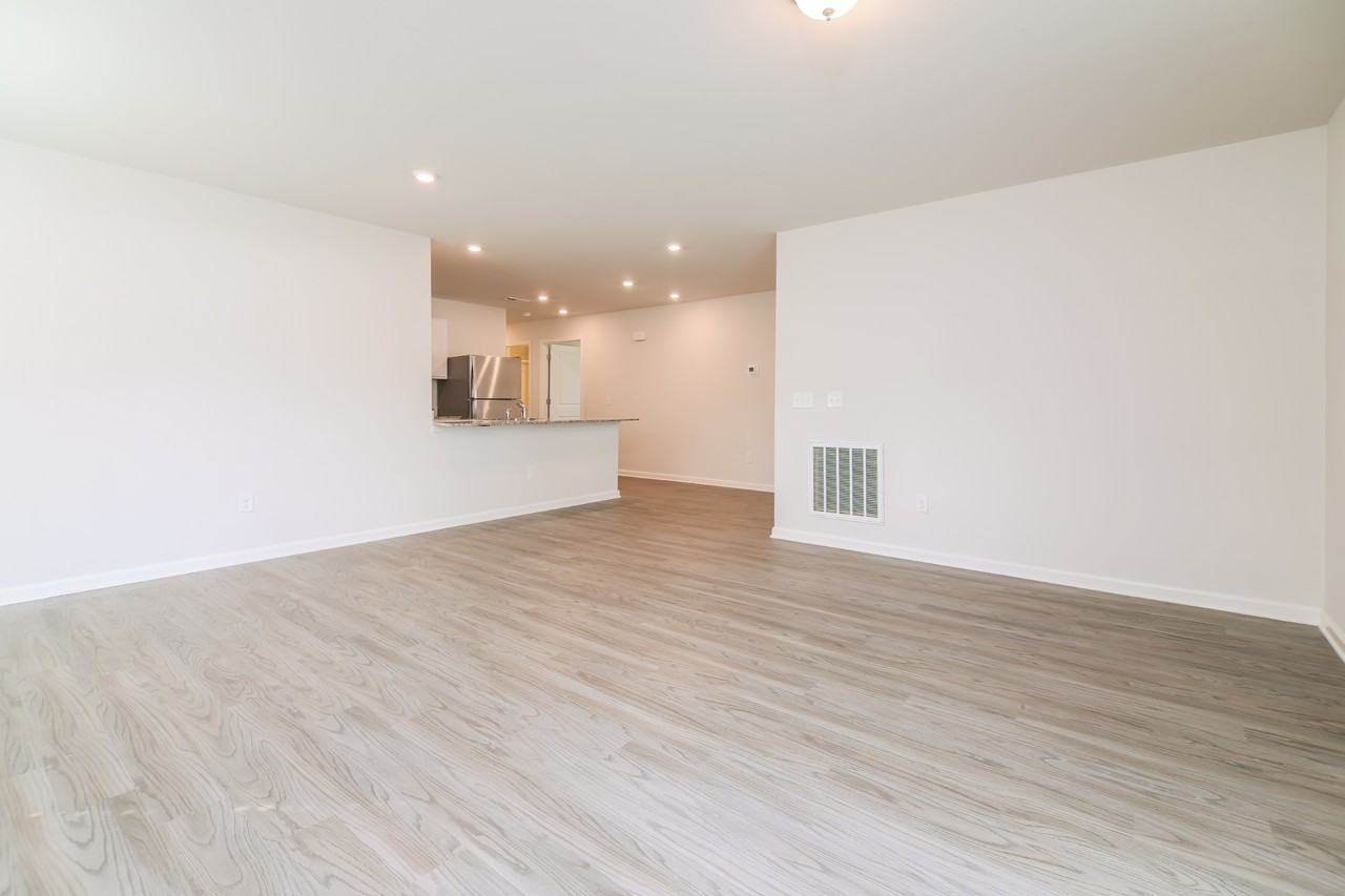 2150 Bayview Dr Sw - Photo 6 of 17