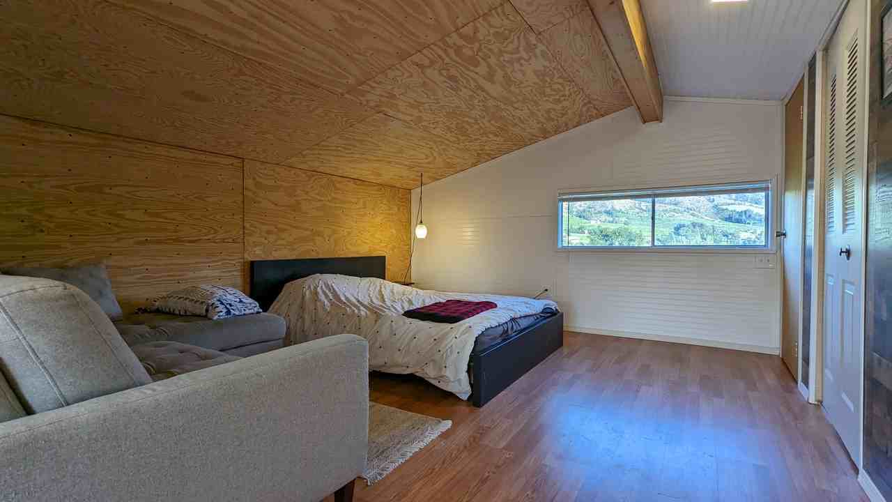 410 Valley View Dr - Photo 3 of 16