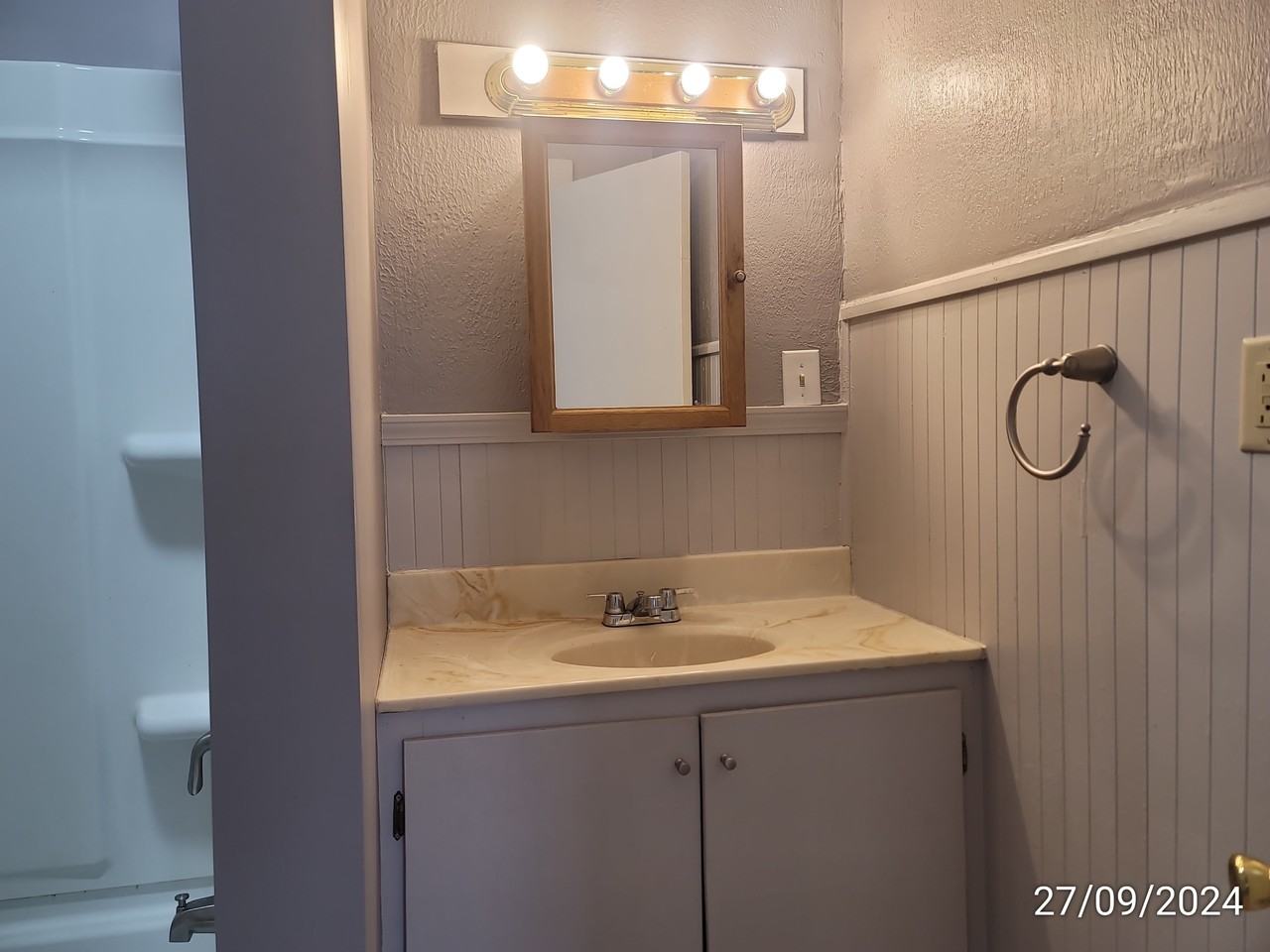 316 W Main St - Photo 7 of 16