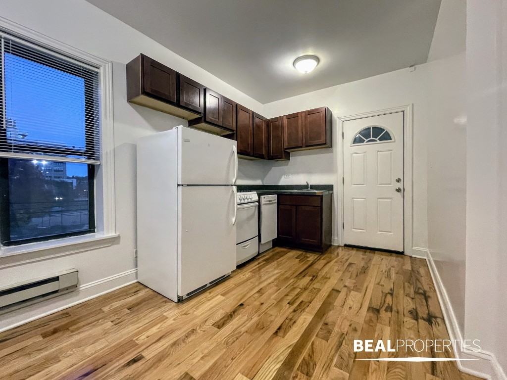 3833 North Fremont Street #E - Photo 2 of 7