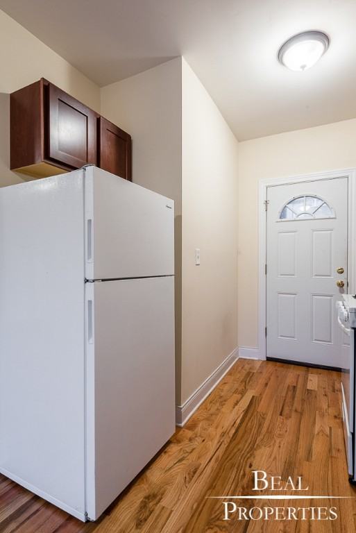 626 W Cornelia Ave #E - Photo 7 of 14