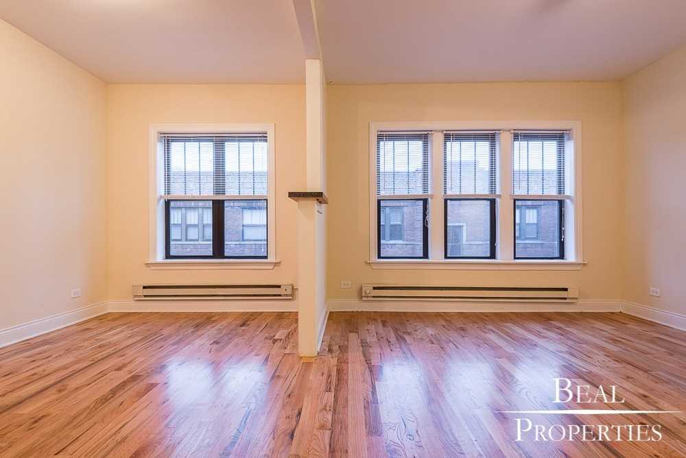 626 W Cornelia Ave #E - Photo 2 of 14