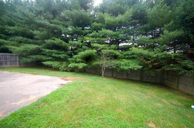 1692 Oriole Dr #NA - Photo 3 of 6