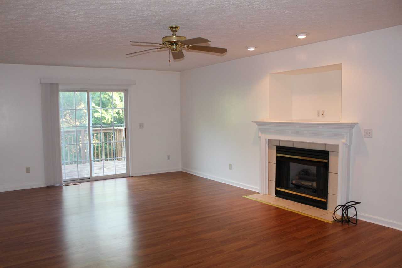 1692 Oriole Dr #NA - Photo 4 of 6